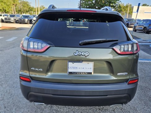 Used 2019 Jeep Cherokee Latitude Plus w/ Cold Weather Group image 10