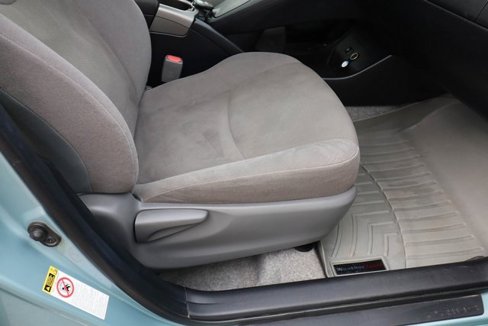 Used 2015 Toyota Prius Three image 40