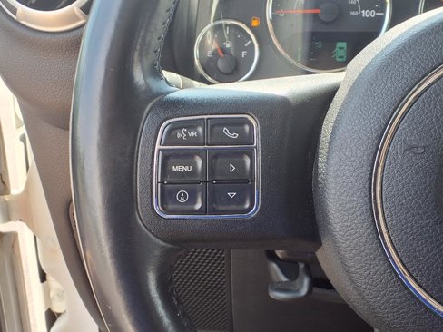 Used 2015 Jeep Wrangler Unlimited Sahara w/ Connectivity Group image 16