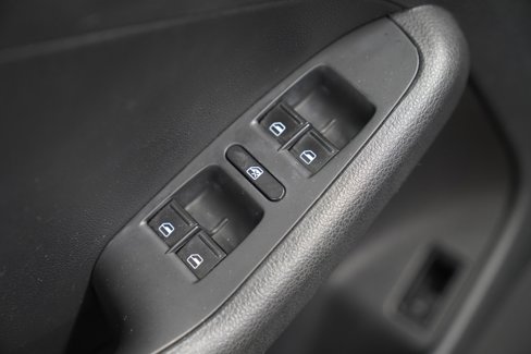 Used 2016 Volkswagen Jetta S image 14