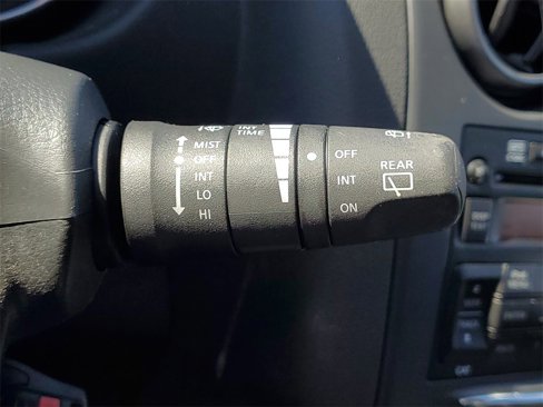 Used 2013 Nissan Rogue S image 17