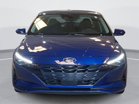 Certified 2023 Hyundai Elantra SEL w/ Convenience Package image 2