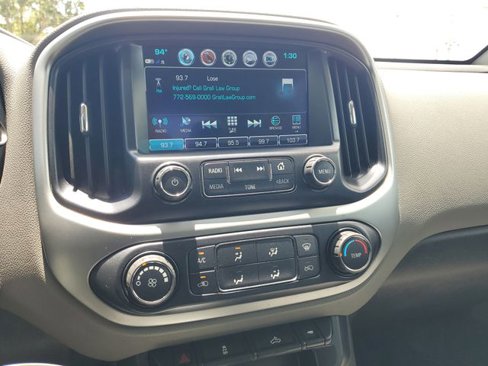 Used 2018 Chevrolet Colorado LT image 27
