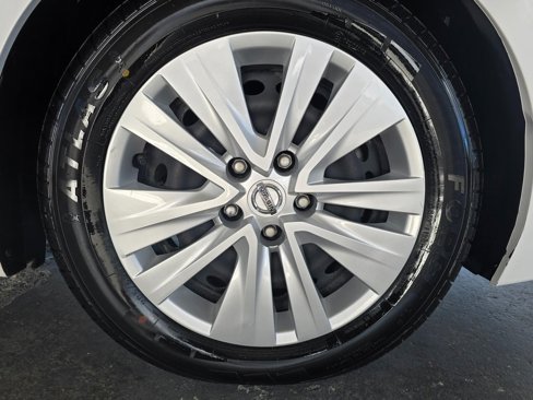 Used 2023 Nissan Sentra S image 29