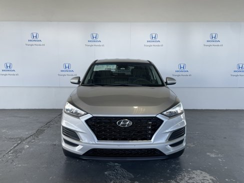 Used 2020 Hyundai Tucson SE image 2