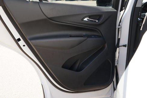 Used 2018 Chevrolet Equinox LT image 19