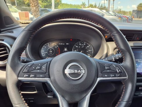 Certified 2023 Nissan Kicks SR image 19