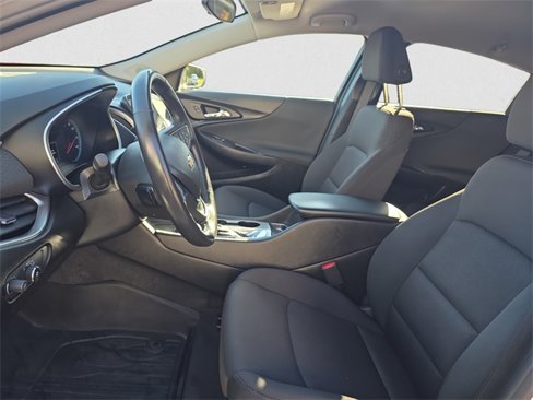 Used 2020 Chevrolet Malibu RS w/ LPO, Convenience Package 1 image 9