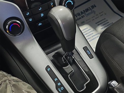 Used 2016 Chevrolet Cruze LT image 18