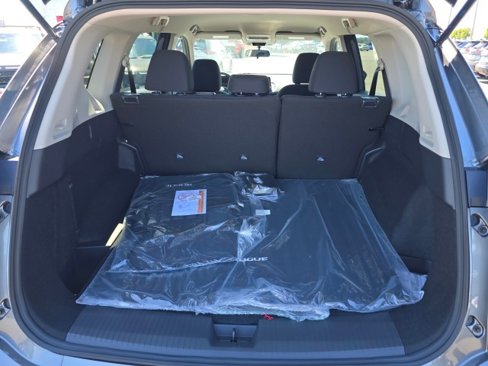 New 2025 Nissan Rogue S image 16