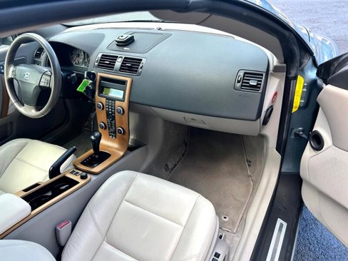 Used 2008 Volvo C70 T5 image 37