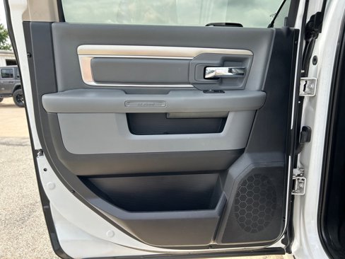 Used 2016 RAM 2500 Big Horn image 16