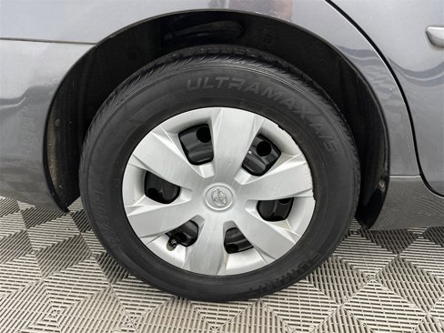 Used 2009 Toyota Camry LE image 18