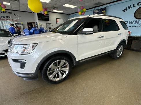 Used 2019 Ford Explorer Limited w/ Ford Safe & Smart Package image 6