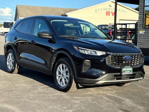 Used 2025 Ford Escape Active image 3