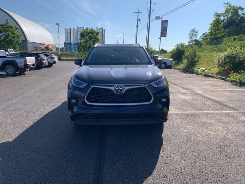 Used 2022 Toyota Highlander XLE image 8