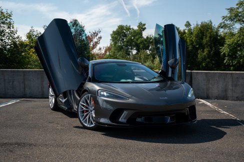 Used 2022 McLaren GT image 6