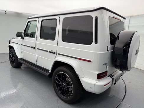 Used 2025 Mercedes-Benz G 550 image 3
