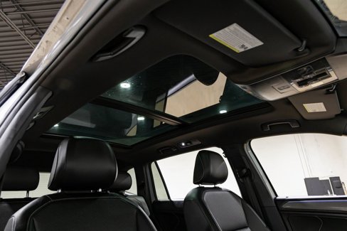 Used 2022 Volkswagen Tiguan SE R-Line image 29