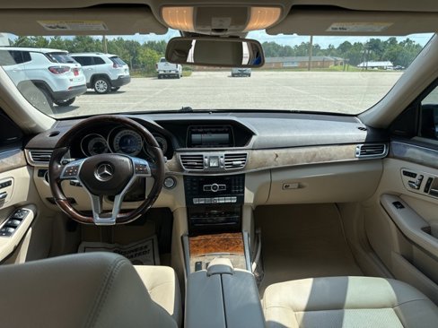 Used 2014 Mercedes-Benz E 350 Sedan image 33