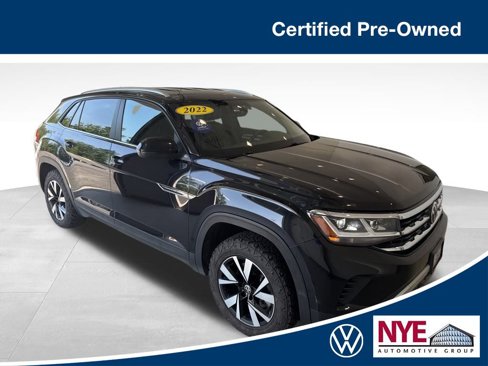 Used 2022 Volkswagen Atlas Cross Sport SE image 1