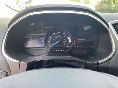 Used 2019 Ford Edge SEL w/ Equipment Group 201A image 23