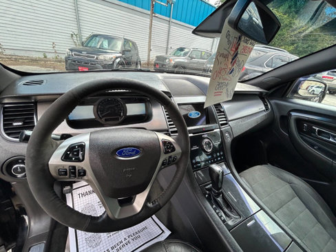 Used 2017 Ford Taurus SHO w/ Sho Performance Package image 5