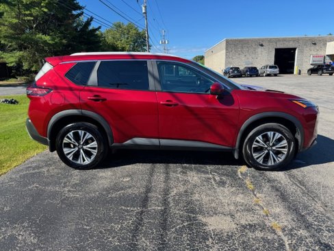 Used 2023 Nissan Rogue SV w/ SV Premium B Package image 4