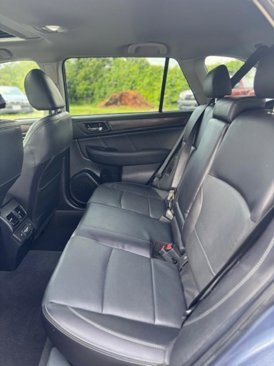 Used 2018 Subaru Outback 2.5i Limited image 18