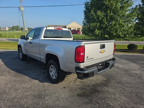 Used 2018 Chevrolet Colorado W/T image 3