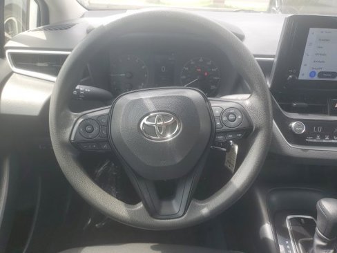 Used 2024 Toyota Corolla LE image 15