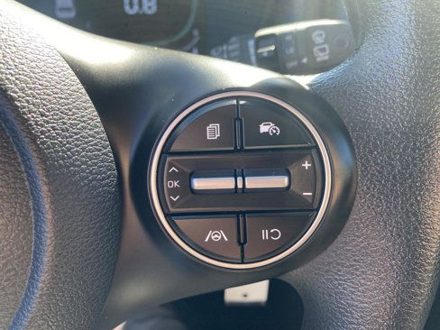 Used 2023 Kia Soul LX w/ LX Technology Package image 26