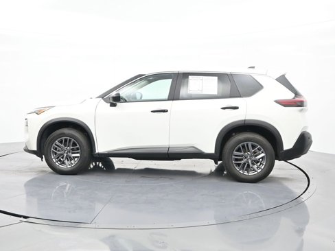 Used 2023 Nissan Rogue S image 9