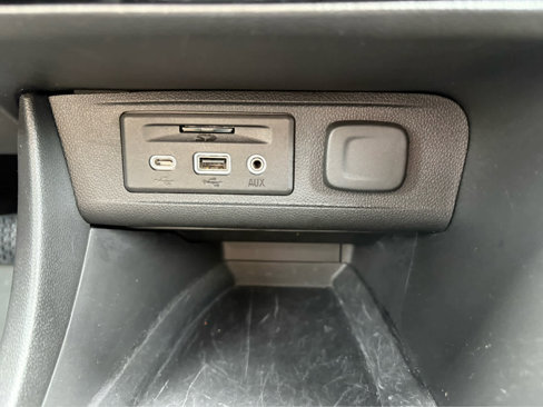 Used 2020 Buick Encore GX Essence w/ Experience Buick Package image 25