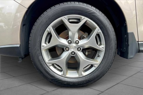 Used 2015 Subaru Forester 2.5i Touring w/ Eyesight & Navigation System image 9