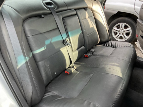 Used 2007 Ford Taurus SEL image 28