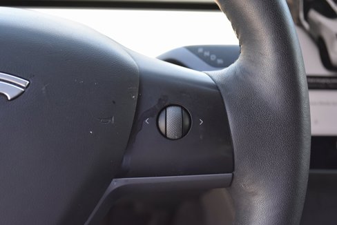 Used 2021 Tesla Model Y Performance image 26