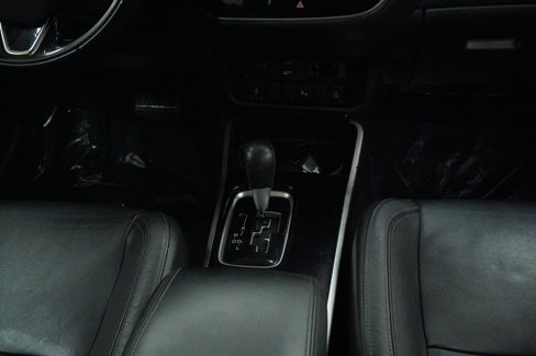 Used 2020 Mitsubishi Outlander SEL image 15