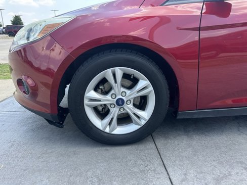 Used 2014 Ford Focus SE image 4