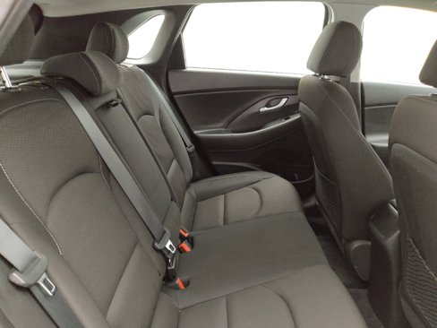Used 2018 Hyundai Elantra GT image 19