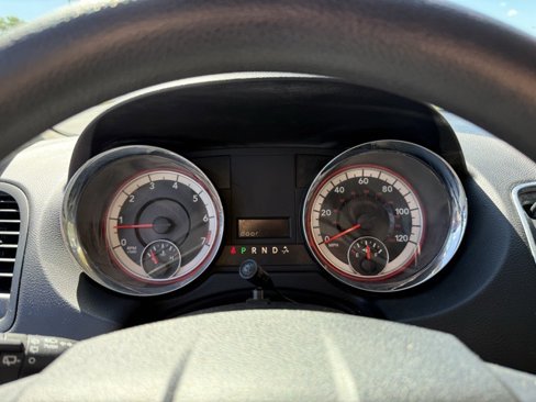 Used 2016 Dodge Grand Caravan SXT image 26