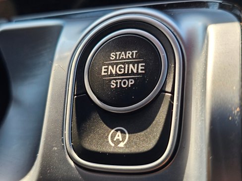 Used 2023 Mercedes-Benz GLB 250 4MATIC image 21