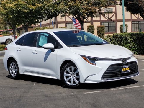 Used 2023 Toyota Corolla LE w/ Carpet Mat Package (TMS) image 2