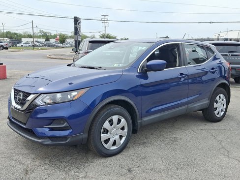 Used 2020 Nissan Rogue Sport S image 3