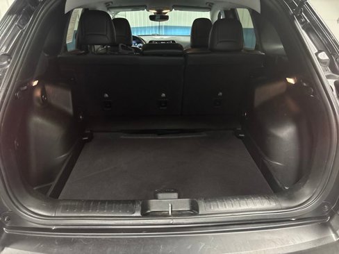 Used 2021 Jeep Cherokee Latitude Lux w/ Comfort/Convenience Group image 13