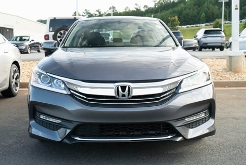 Used 2017 Honda Accord EX-L image 2
