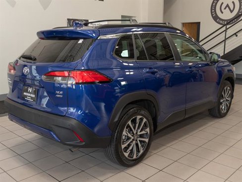 Used 2022 Toyota Corolla Cross XLE image 20