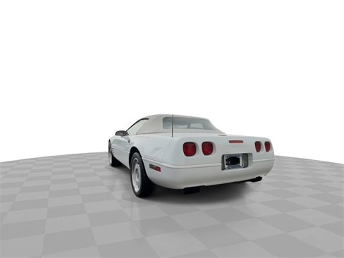 Used 1992 Chevrolet Corvette Convertible image 6