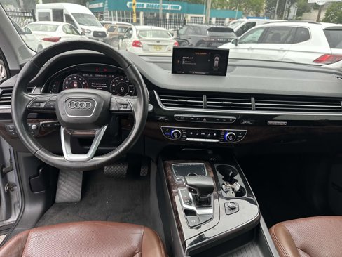 Used 2018 Audi Q7 3.0T Prestige w/ Prestige Package image 21