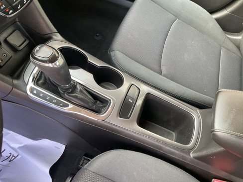 Used 2017 Chevrolet Cruze LT image 24